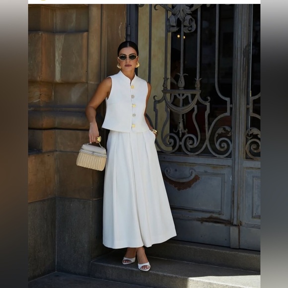 GIGI C Other - GIGI London Cream Blouse